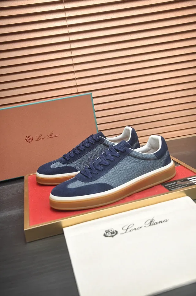 Navy Textured Woven Low-Top Gum Sole Sneaker 4