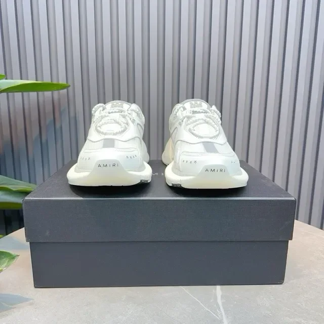 Off-White Chunky Lifestyle Sneaker 2