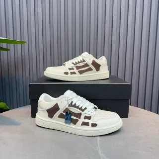 Off-White أحذية رياضية كريمي وبني بانلد لوتوب لايف ستايل
