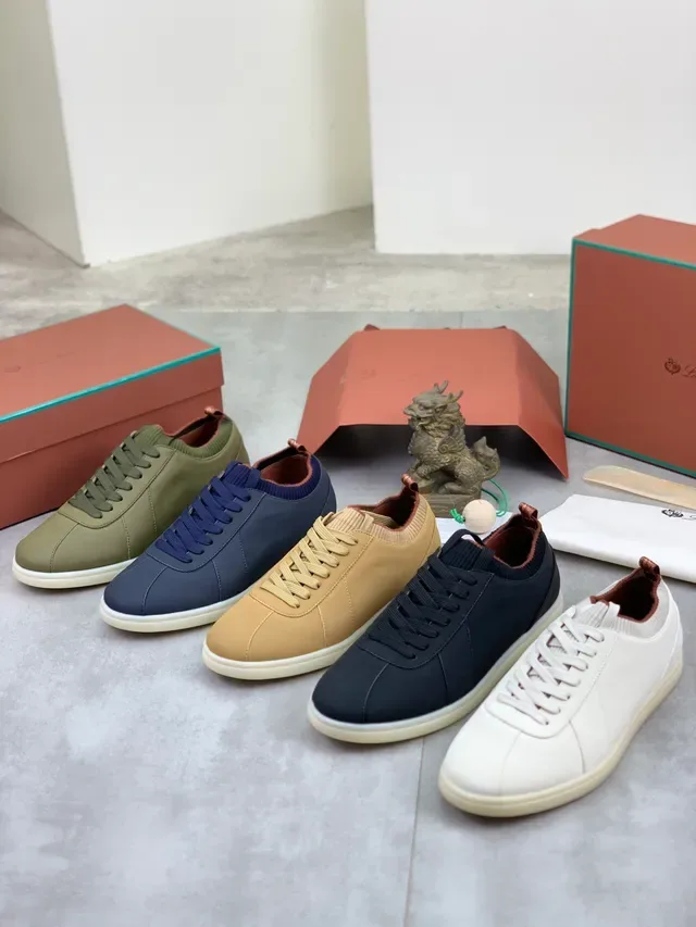Olive Green Ribbed Collar Lace-Up Sneaker 2