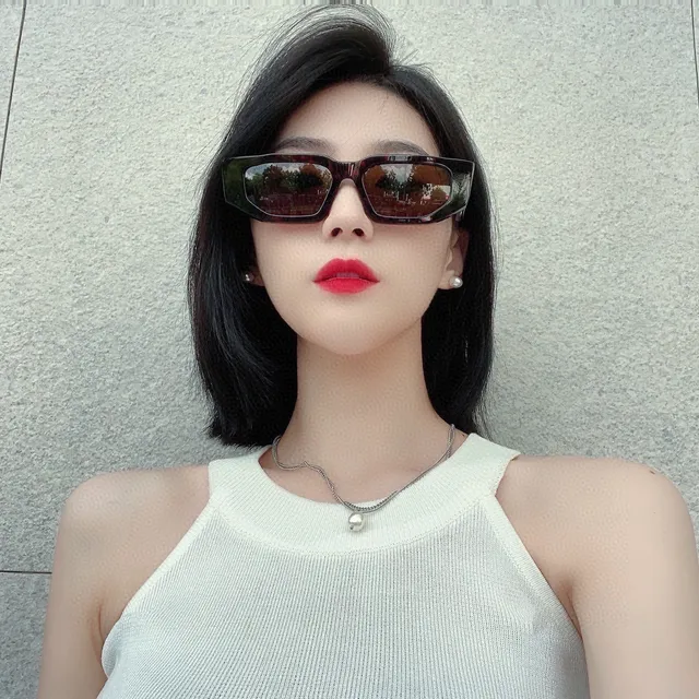 Oversized Rectangular Black Frame Red Lens Sunglasses 6