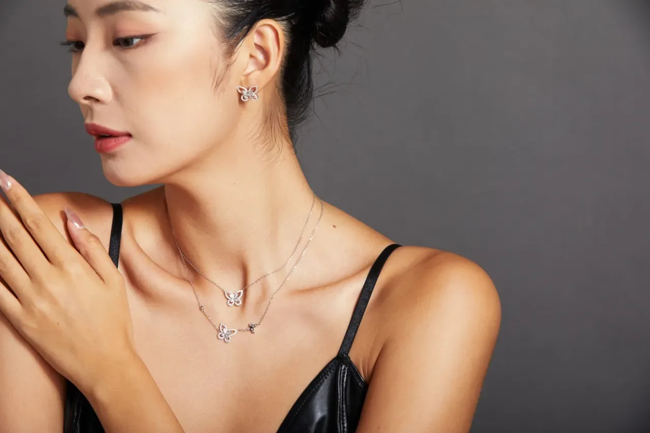 Pavé-Set Butterfly Motif Double-Outline Pendant Necklace 8
