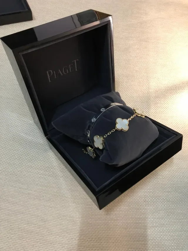 Piaget Black Gold Lacquered Exterior Foil Branding Ring 2