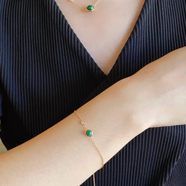 Piaget Gold Multicolor Delicate Chain-Link Cabochon Gemstone Bracelet 7