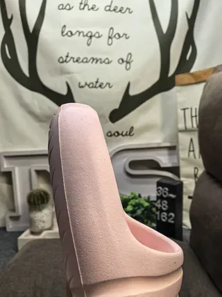 Pink Molded Foam Ribbed Strap Backless Slippers 3