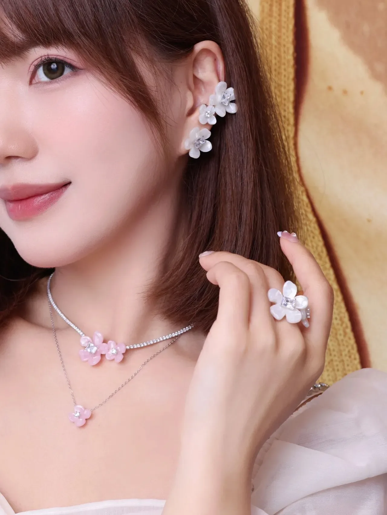 Pink Silver Floral Pendant Layered Design Necklace 5