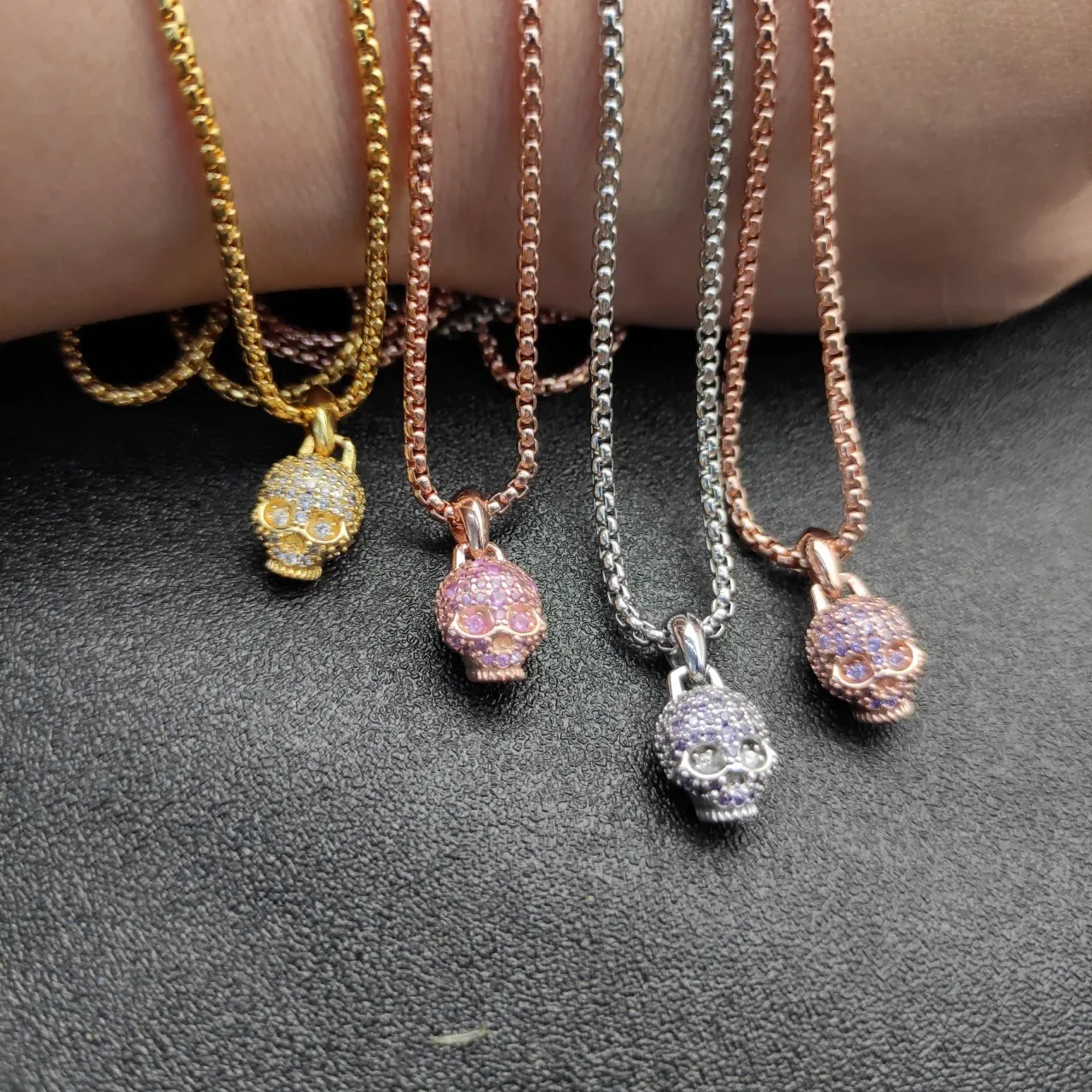 Purple Silver Pavé-Set Skull Pendant Gemstones Necklace 3