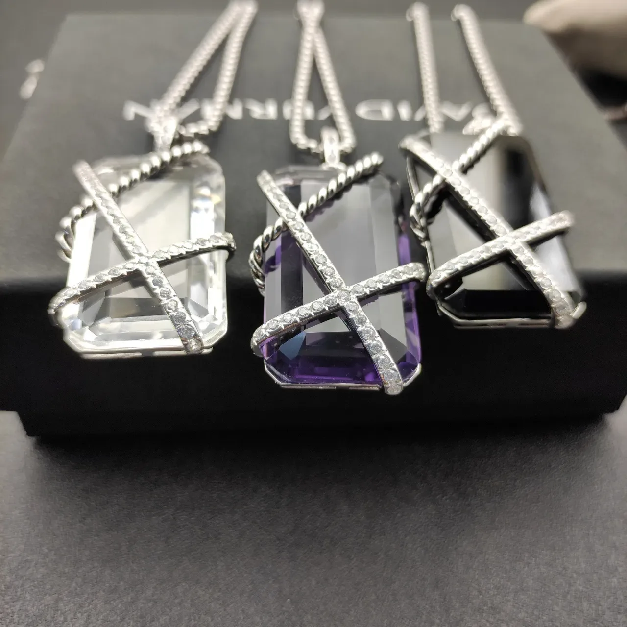 Purple Silver Rectangular Emerald-Cut Gemstone Crisscross Twisted Wire Motif Necklace 5