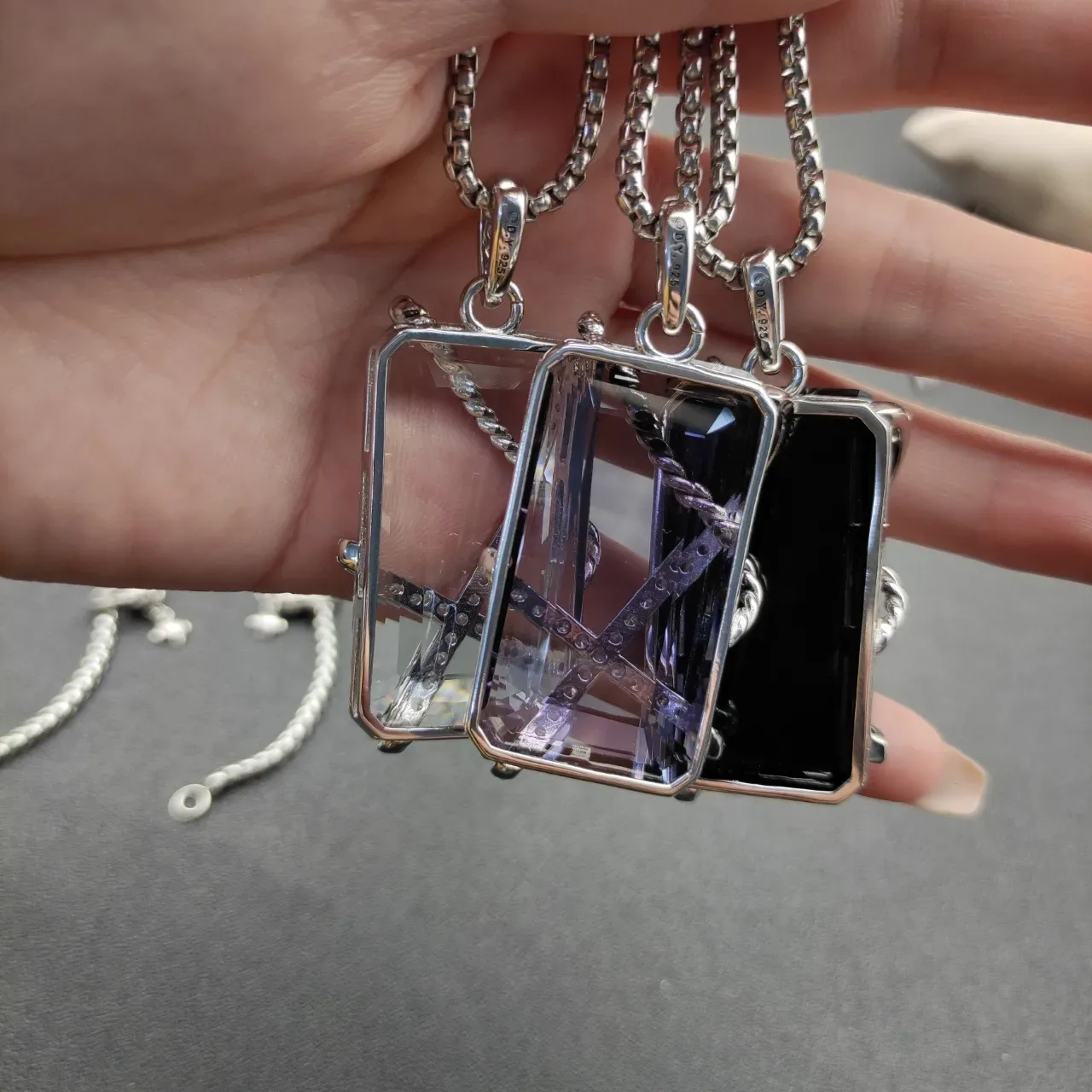 Purple Silver Rectangular Emerald-Cut Gemstone Crisscross Twisted Wire Motif Necklace 7