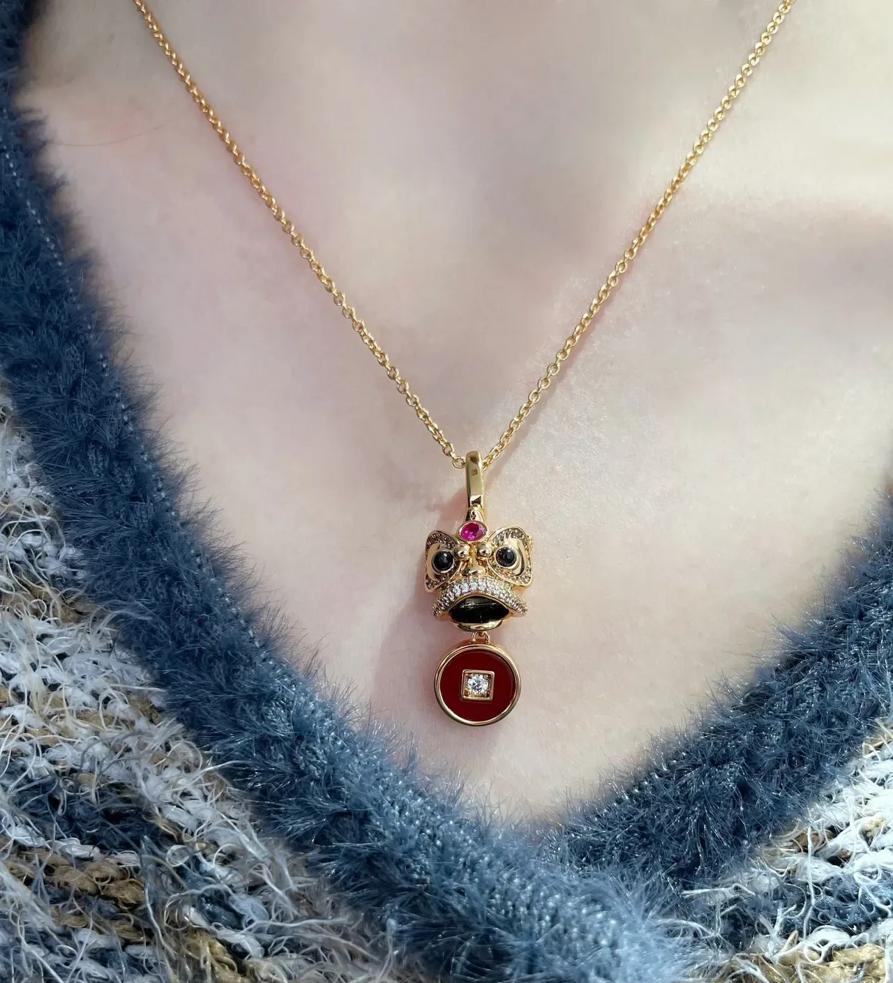 Red Gold Lion-Head Motif Pendants Enamel Coin Charms Necklace 9
