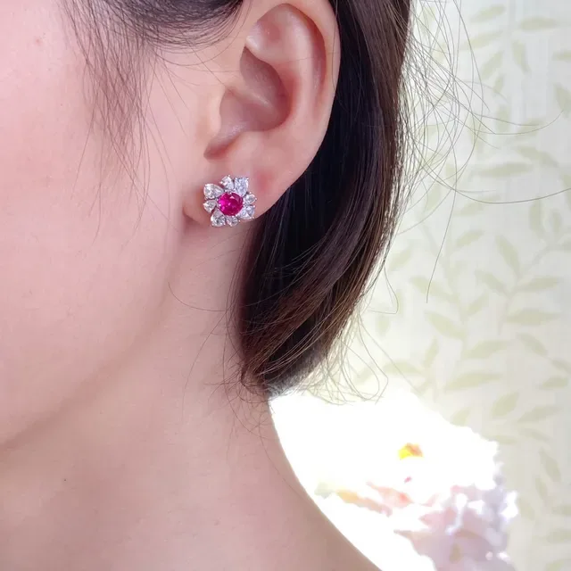 Red Silver Floral Cluster Central Oval Gemstone Earrings 9