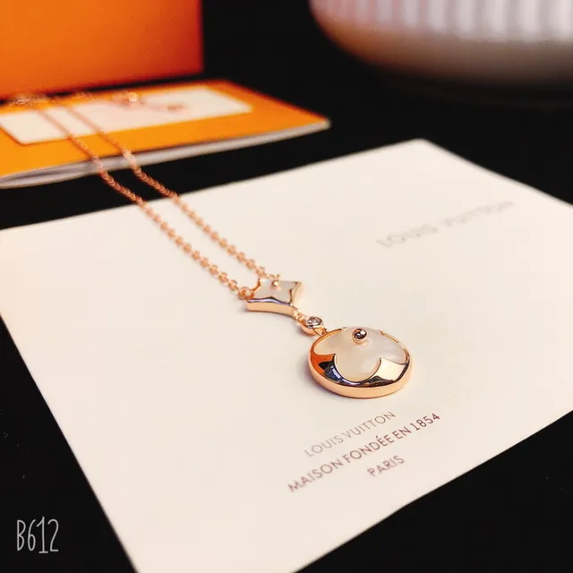 Rose Gold-Tone Flower Shell Pendant Necklace 5