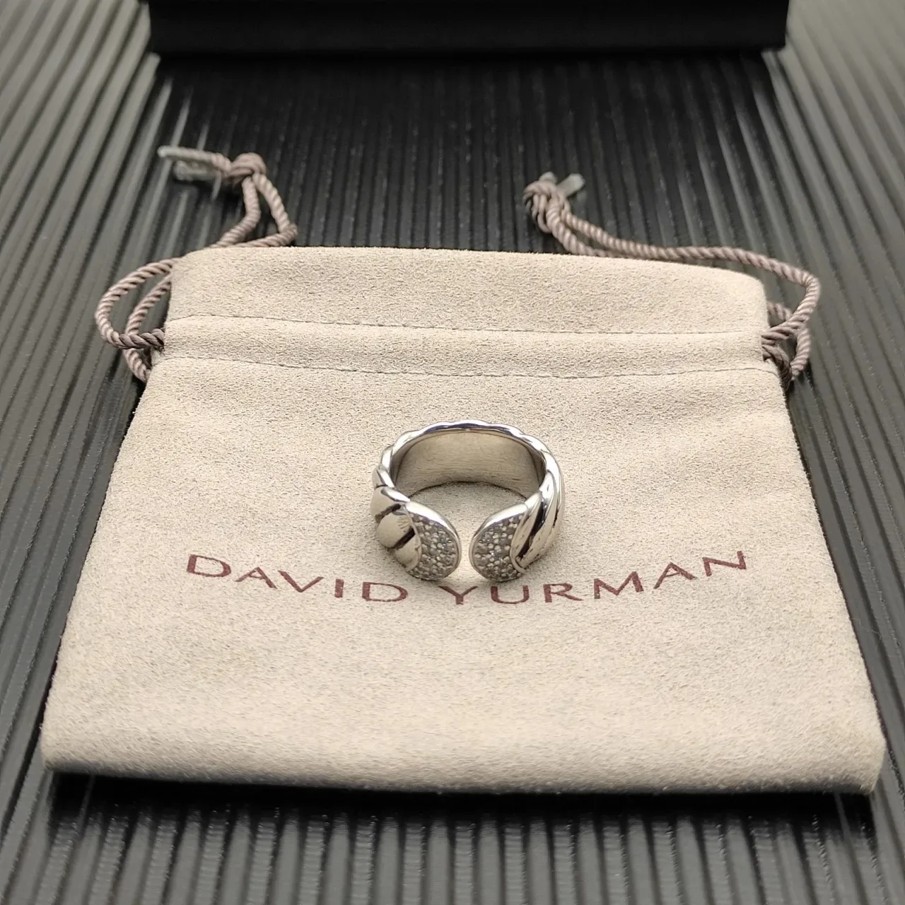 Sculpted Ribbed Band Pavé-Set Stone Ring 9