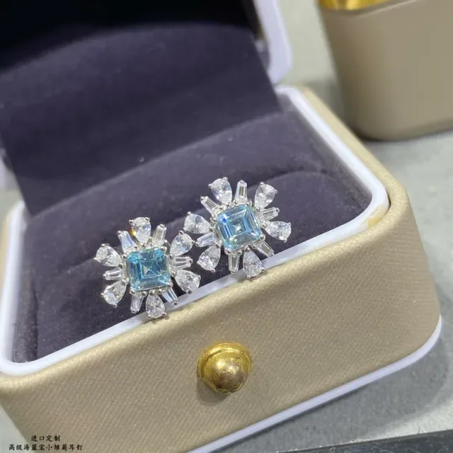 Sea Blue Square-Cut Floral Stud Earrings 3