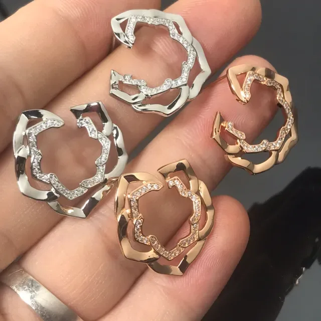 Silver Gold Openwork Geometric Pavé-Set Crystals Ring 2