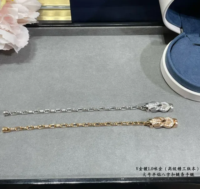 Silver Gold Pavé-Crystal Infinity-Knot Motif Bracelet 9