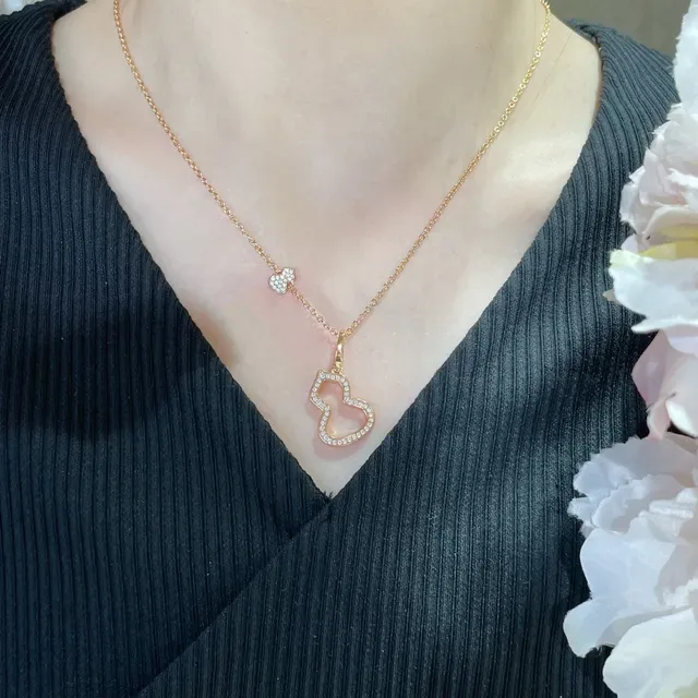 Silver Gold Pavé-Set Outline Pendant Heart-Shaped Silhouette Necklace 8