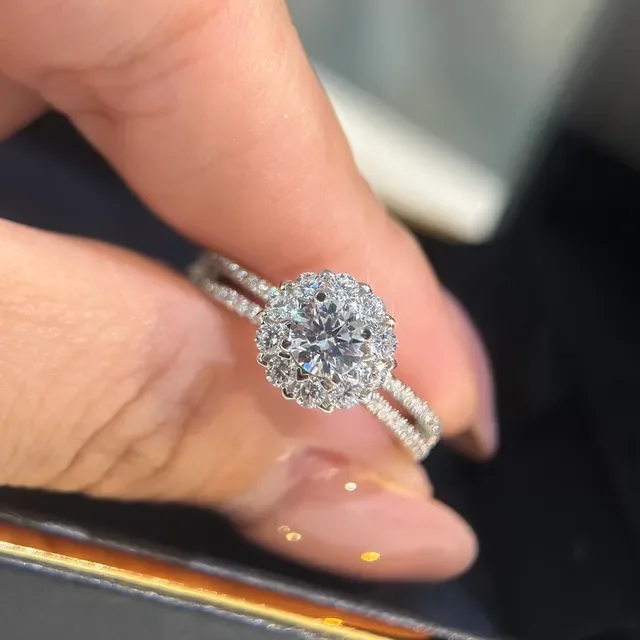 Silver Halo Setting Pavé Band Ring 7