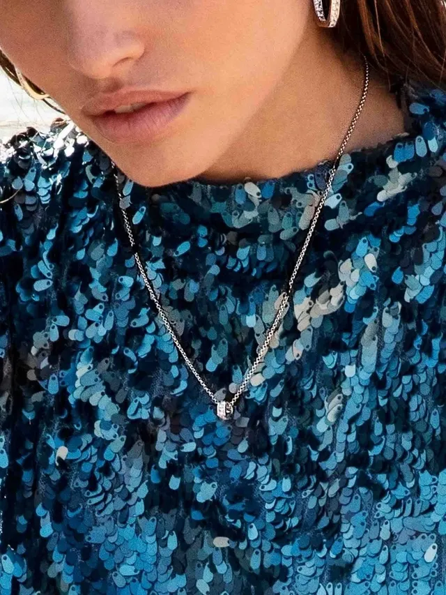 Silver-Toned Rectangular Bezel Pendant Necklace 3