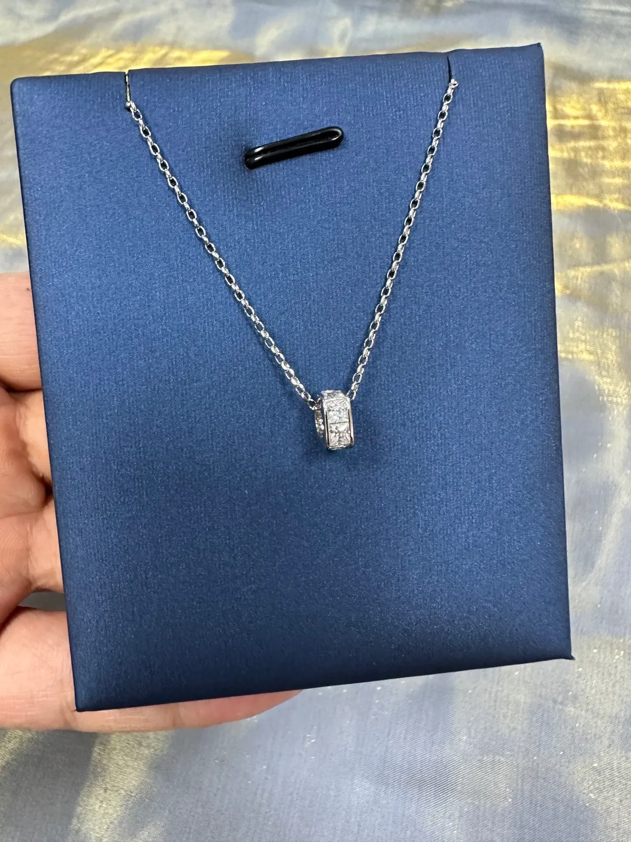 Silver-Toned Rectangular Bezel Pendant Necklace 6