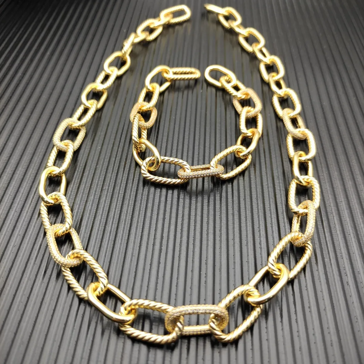Silver Twisted Rope and Oval Link Chain Necklace 7
