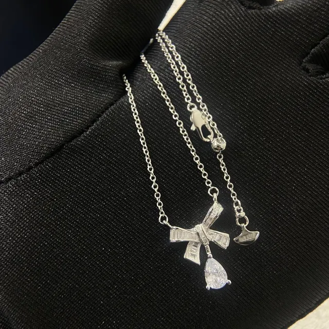 Silver White Bow-Shaped Pendant Baguette-Cut Side Stones Necklace 4