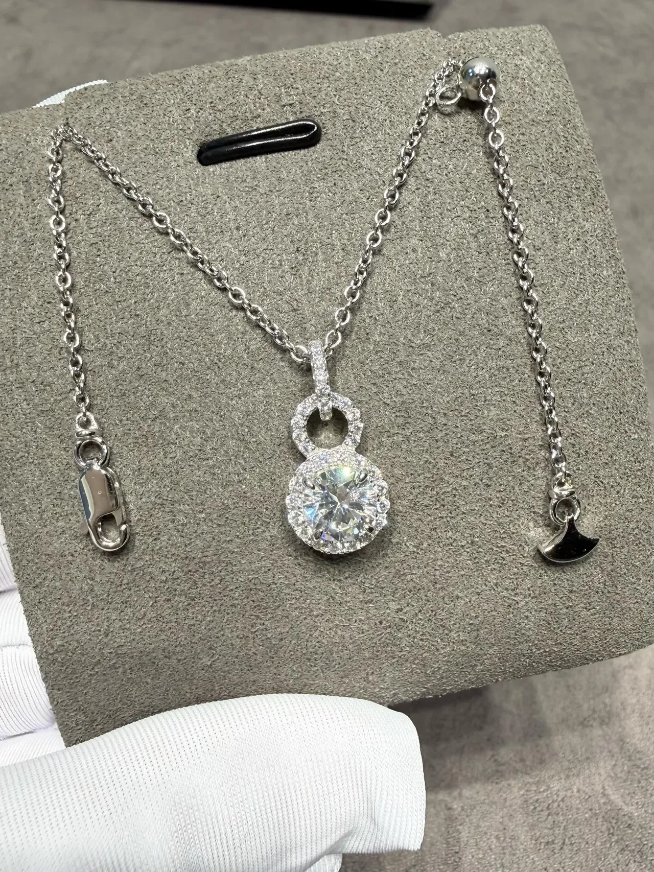 Collar Plata Blanca Péndant Halo Doble Bucle Piedra Central Brillante Redonda 7