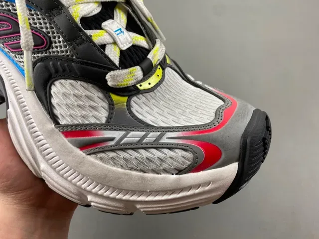 Skechers White Multicolor Midsole Mesh And Synthetic Overlay Construction Chunky Sneakers 2