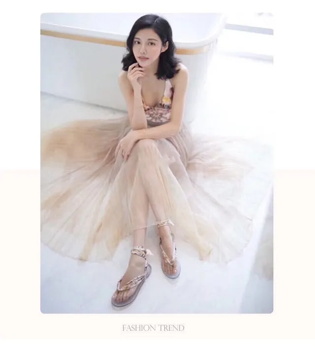 Transparent Sole Bow-Tie Ribbon Sandals 2