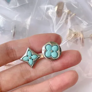 Turquoise Floral Quatrefoil Stud Earrings