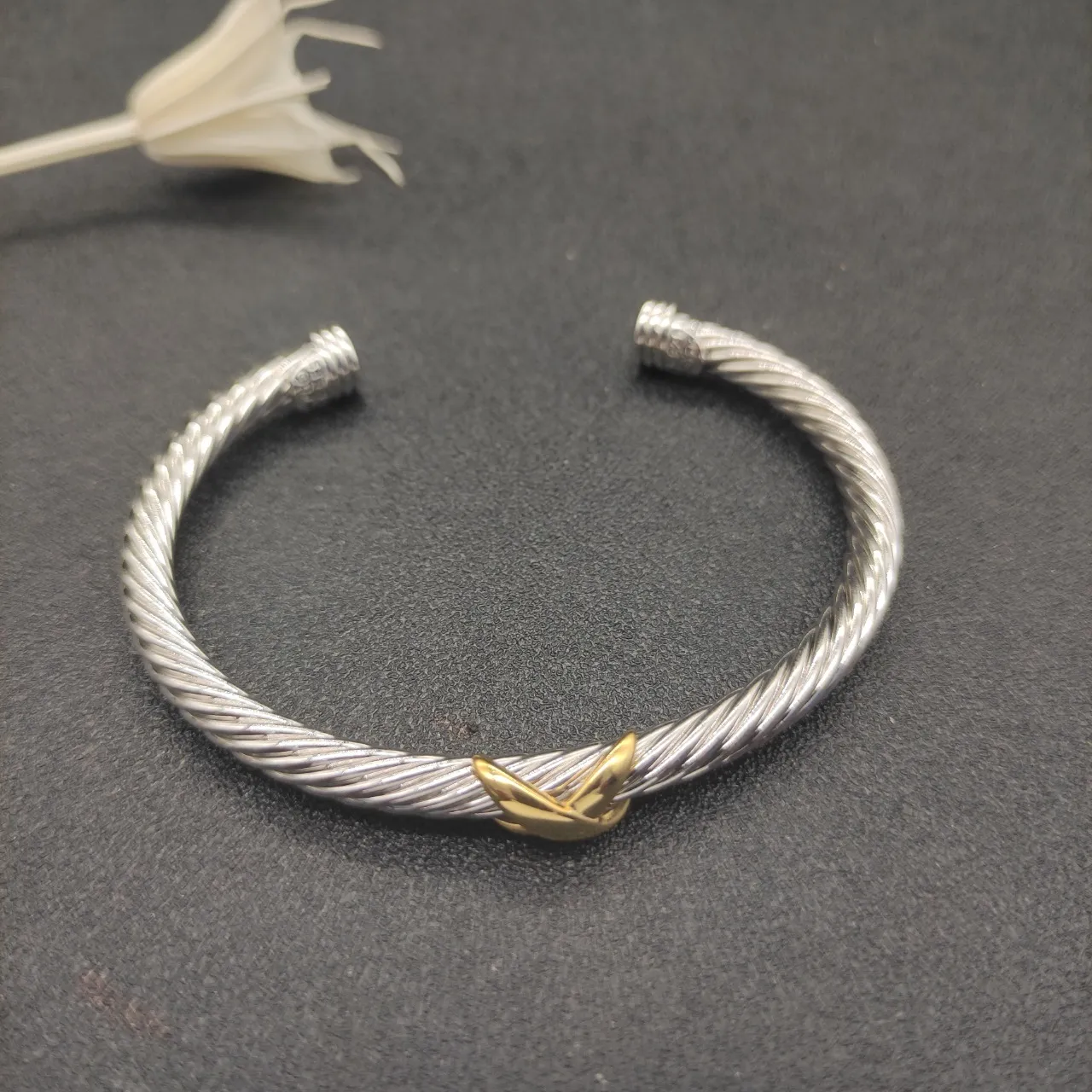 Twisted Cable Two-Tone V-Accent Bracelet 4