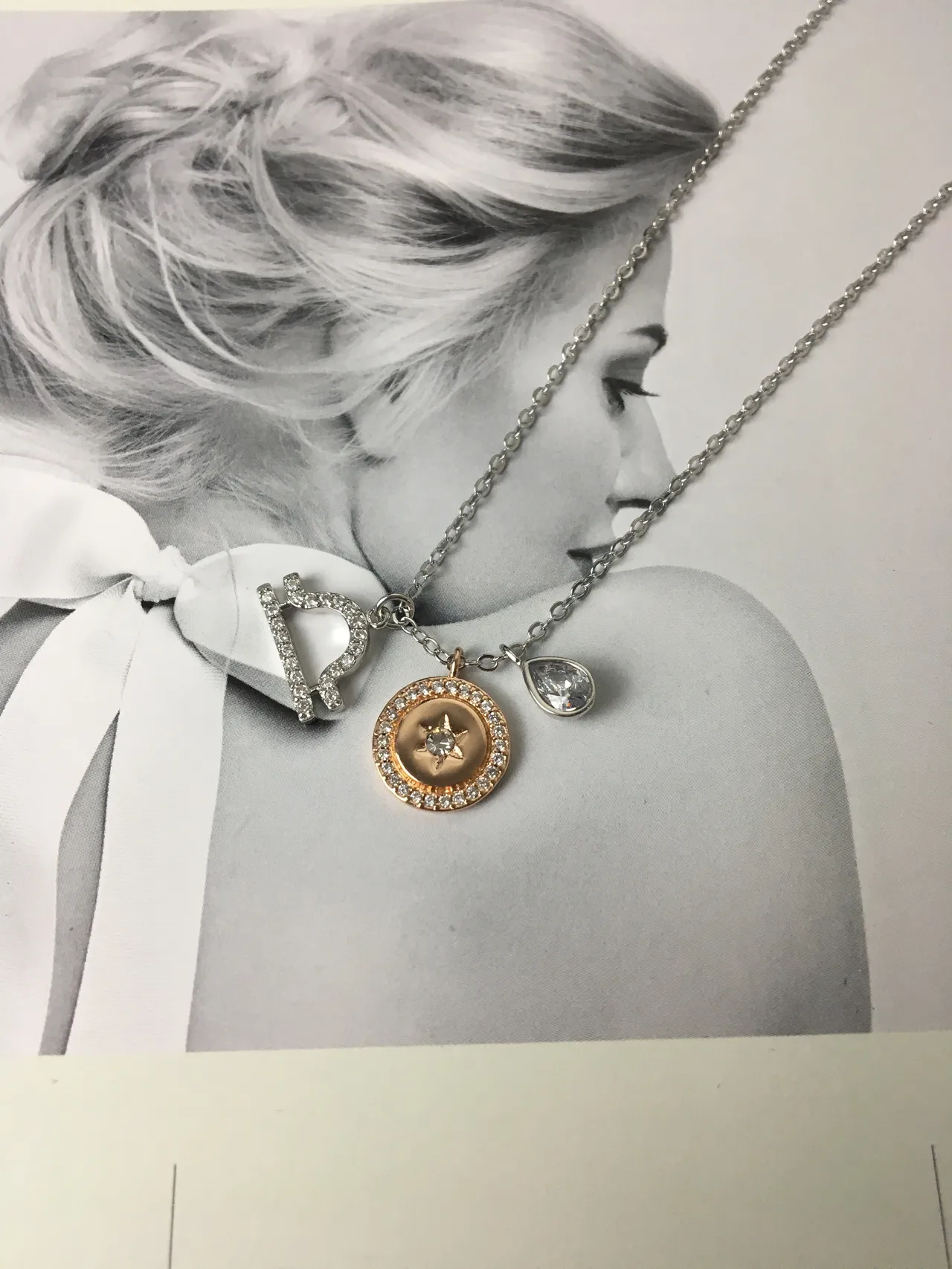 Two-Tone Pavé Star Charm Pendant Necklace 5
