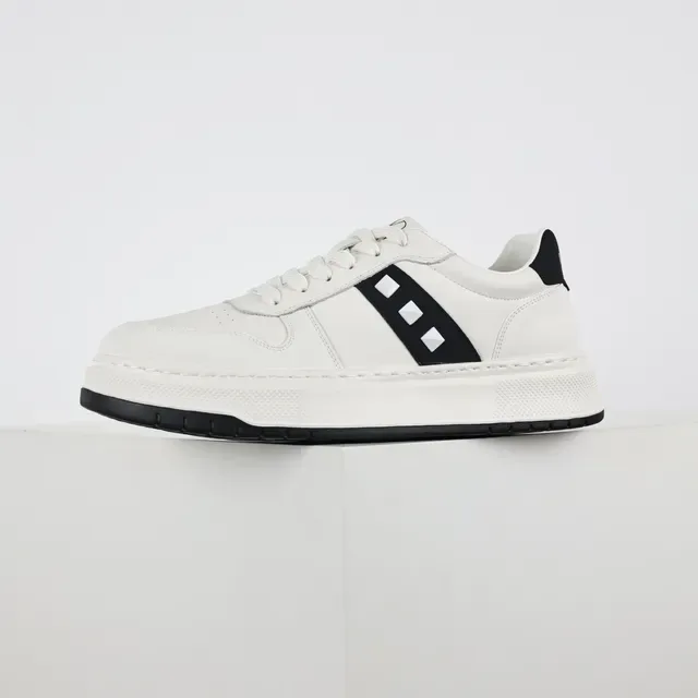White and Black Minimalist Low-Top Sneaker 9