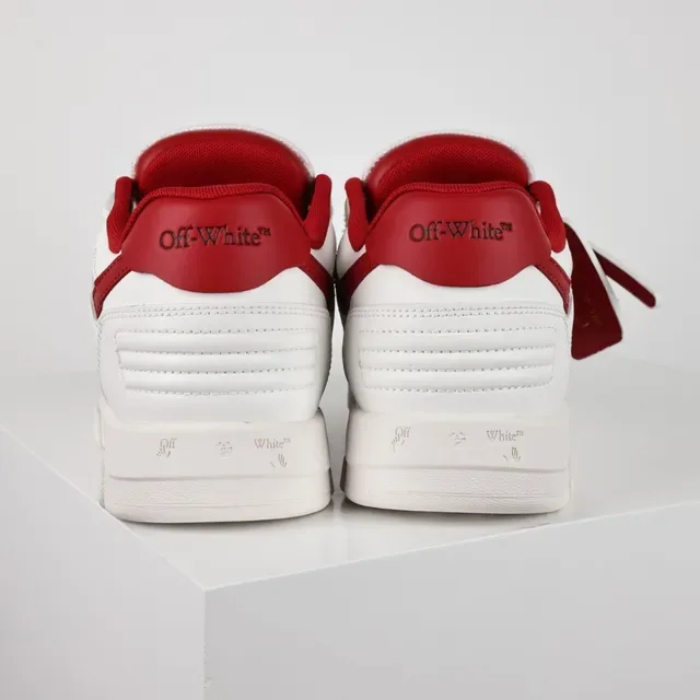 White and Red Arrow-Side Panel Lifestyle Sneakers 8