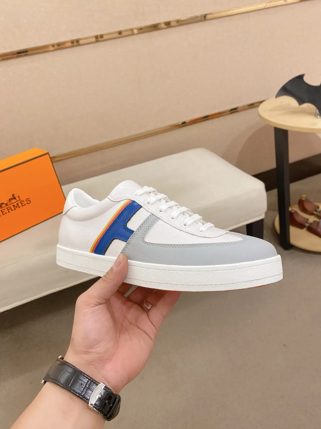 White Blue Low-Top Panelled Upper Sneakers 5
