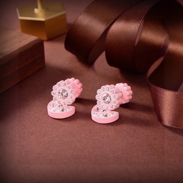 White Petal-Shaped Crystal Clip-On Earrings 3