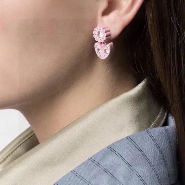 White Petal-Shaped Crystal Clip-On Earrings 8