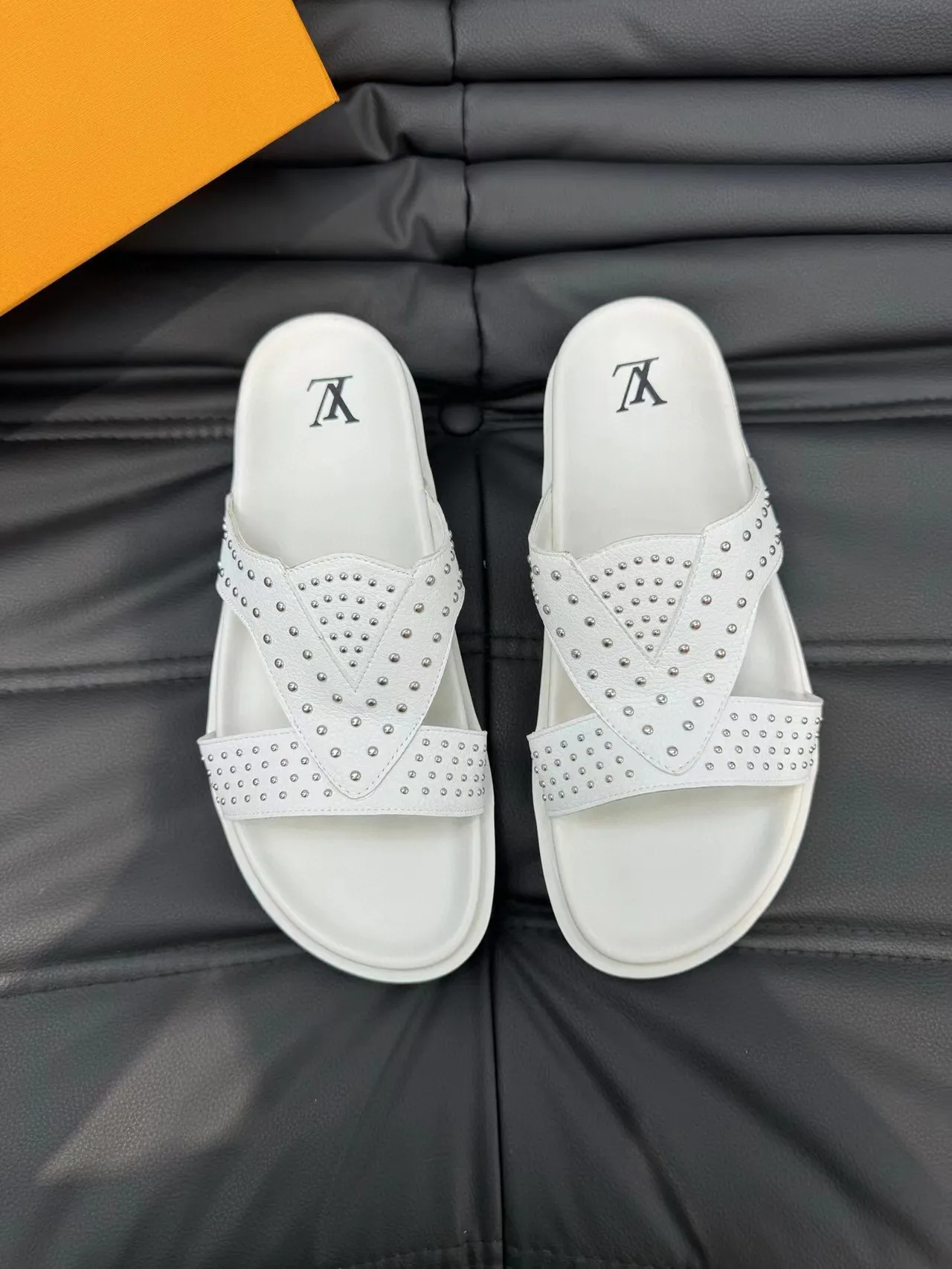 White Studded Crisscross Strap Platform Casual Sandals 2