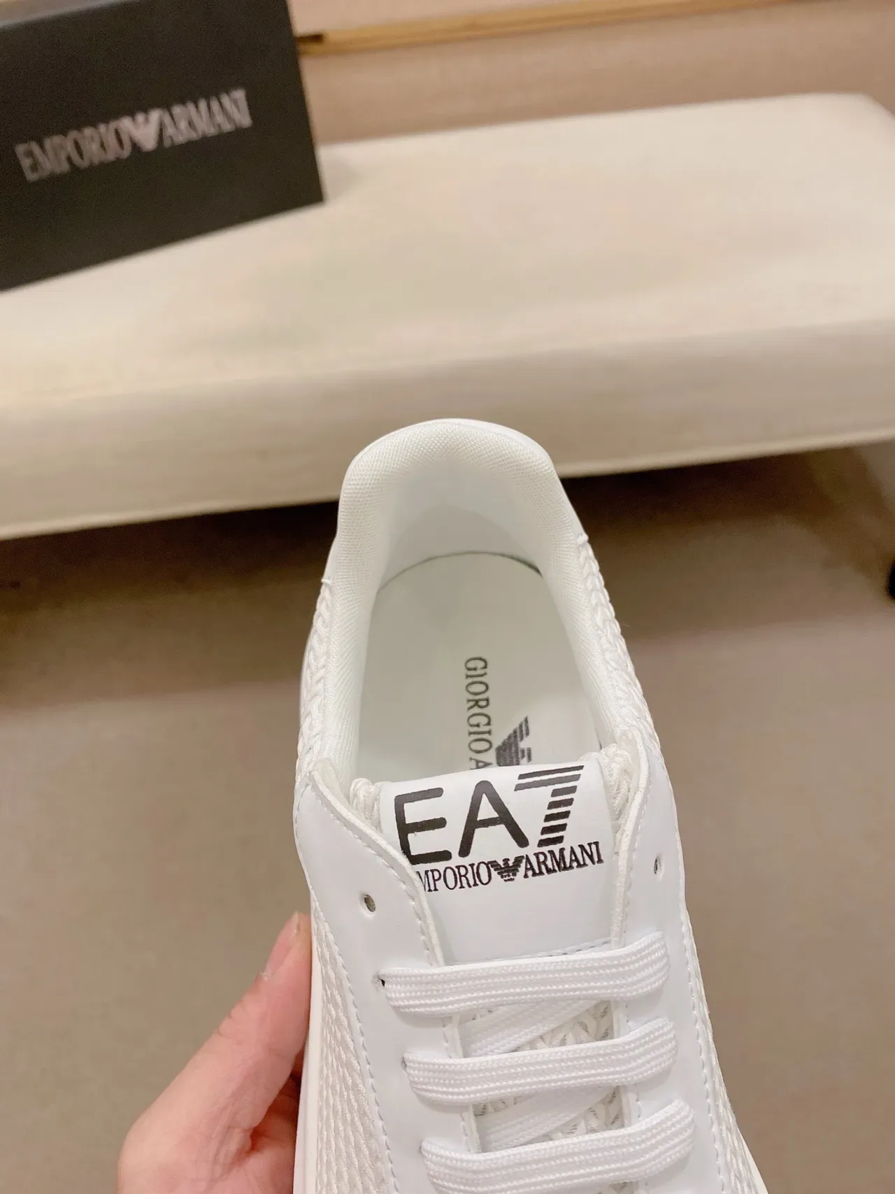 White Woven-Texture Low-Top Lace-Up Sneaker 6