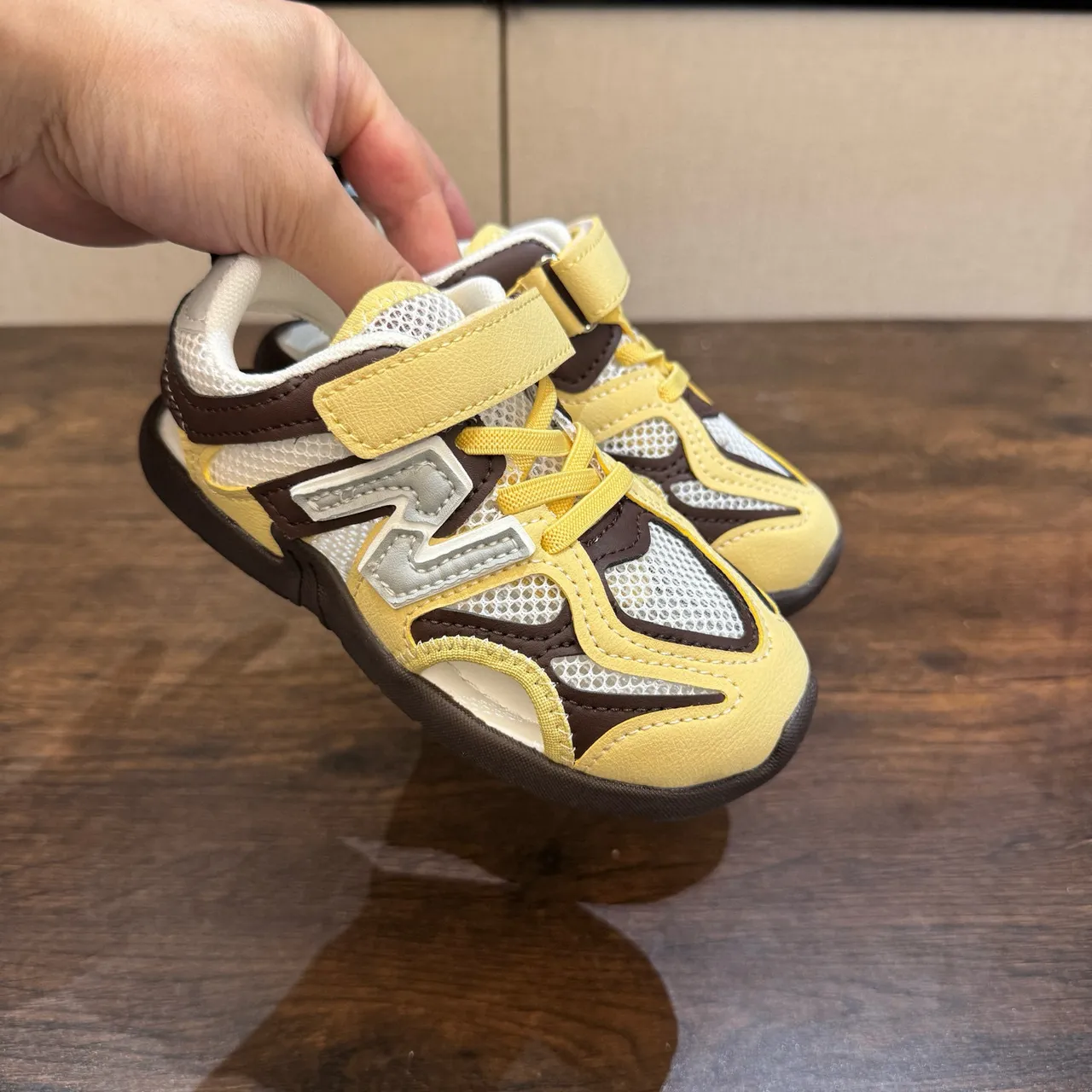 Yellow Brown Gray Mesh Velcro Strap Casual Sandals 22