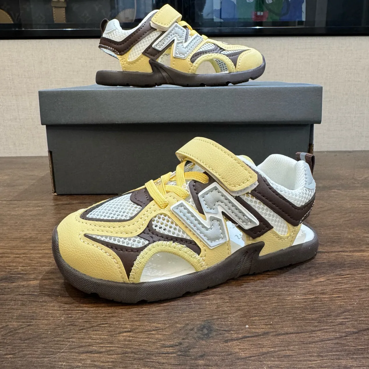 Yellow Brown Gray Mesh Velcro Strap Casual Sandals 23