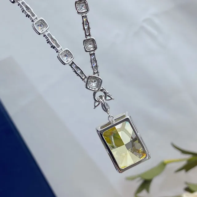 Yellow Silver Rectangular-Cut Center Stone Pavé-Set White Stones Necklace 2