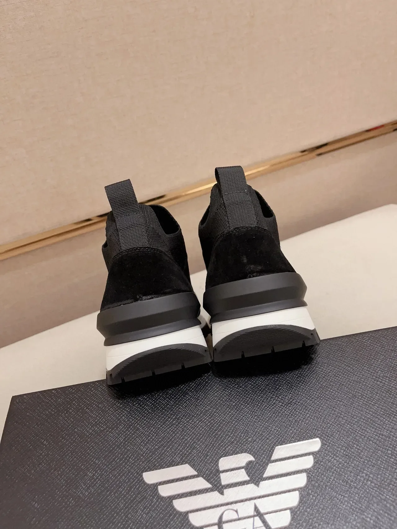 Giorgio Armani Logo de l'Aigle Sneaker Noir Blanc Tricoté Haut Col à Ourlet de Chaussette Chaussures Lifestyle 8