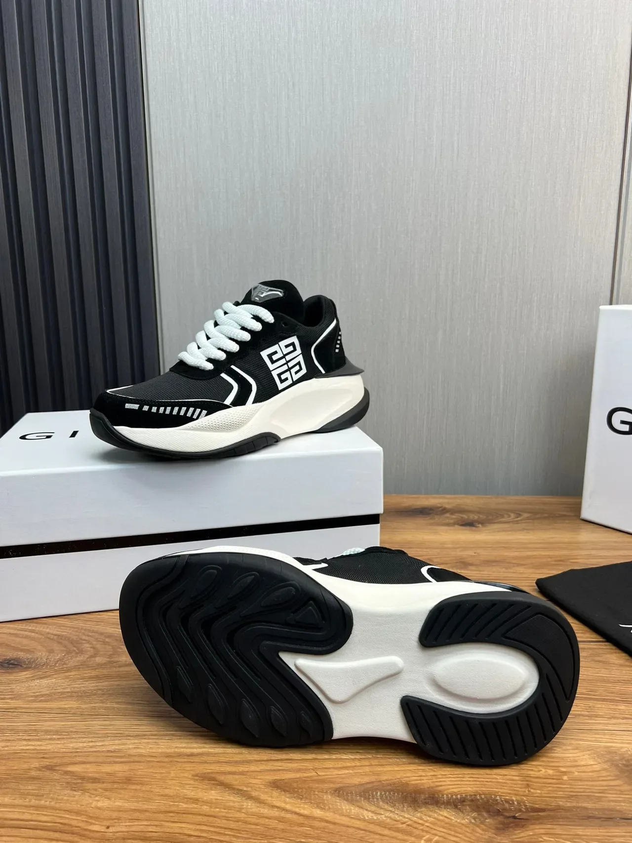 Givenchy Black White Sole Mesh Upper Chunky Sneakers 8