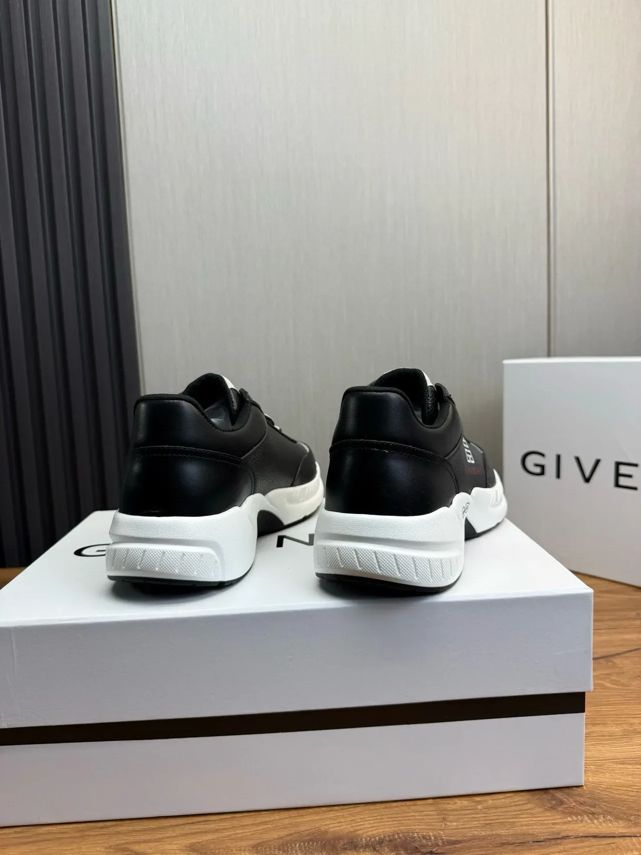 Givenchy City Sport Black and White Lifestyle Sneakers 4