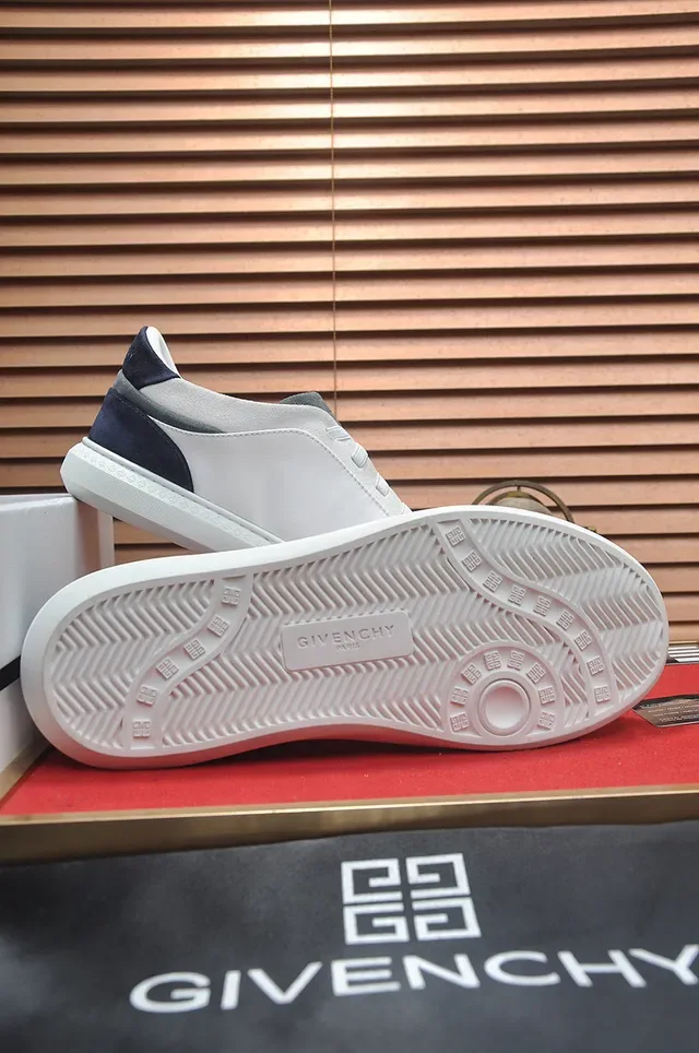Givenchy City Sport blanc et marine sneakers lifestyle 8