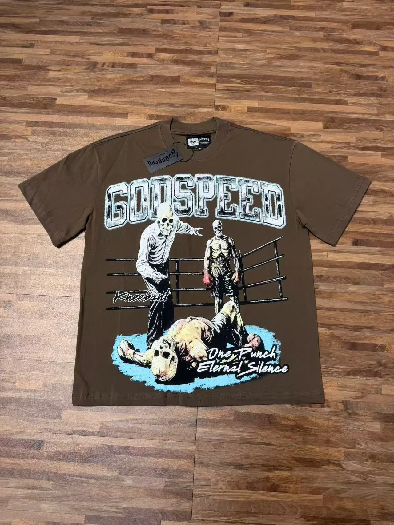Camiseta Godspeed estampa gráfica marrom oliva 2