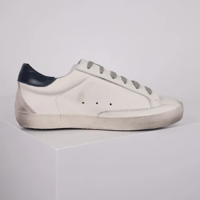 Golden Goose Superstar Off-White cuir usé sneakers lifestyle 7