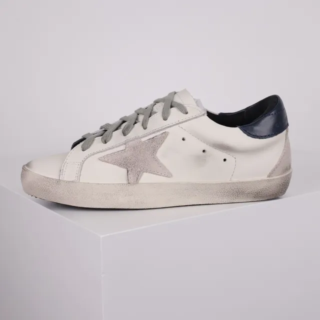 Golden Goose Superstar Off-White cuir usé sneakers lifestyle 9