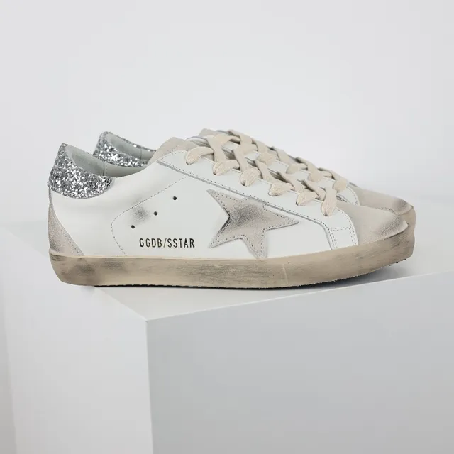 Golden Goose Superstar Branco Prata Desgastado Solado de borracha Brilhante Etiqueta de calcanhar Tênis lifestyle 3